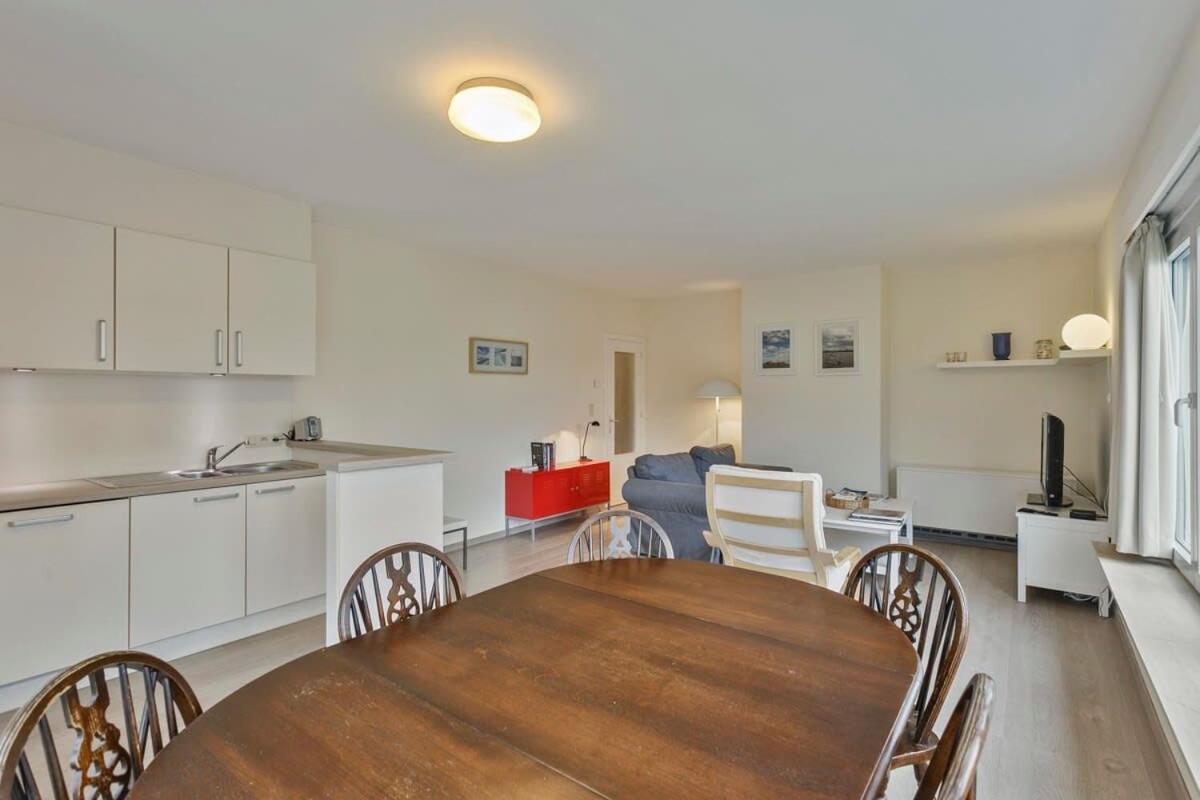Huswell - Lovely Family Apartment 50 Meters From The Sea De Haan Exterior foto