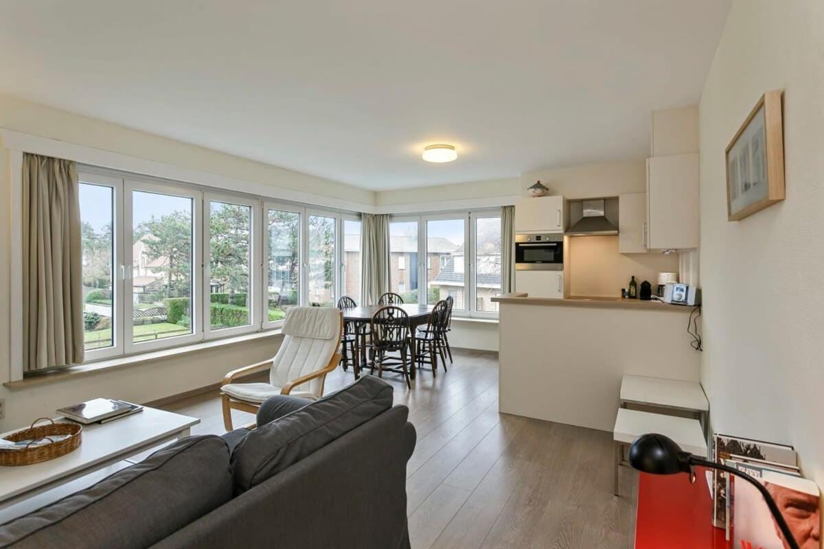 Huswell - Lovely Family Apartment 50 Meters From The Sea De Haan Exterior foto